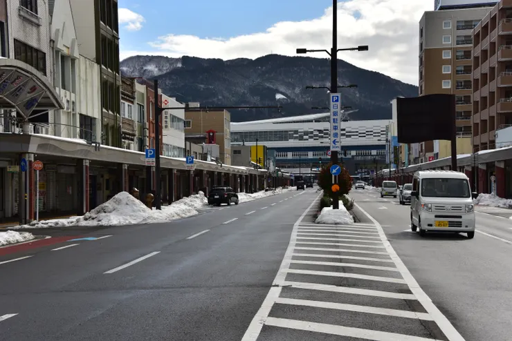 寒流逐漸遠去，雪也清除得差不多了