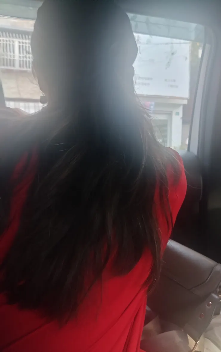 用我的美照(？)跟大家拜個早年！