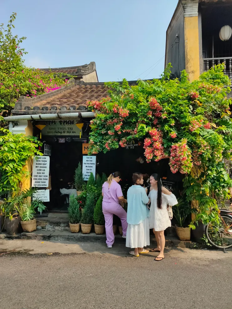 蓮花茶攤是網美拍照點