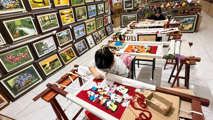 休息站內手工刺繡