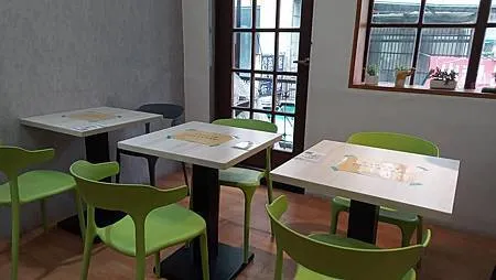 [台北美食]來吃炒米粉喔!!!一口滷肉飯、一口麻婆豆腐飯的火