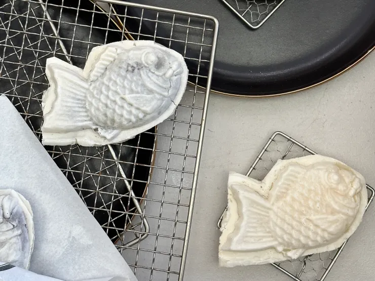 白Q鯛魚燒（白いやい焼き）