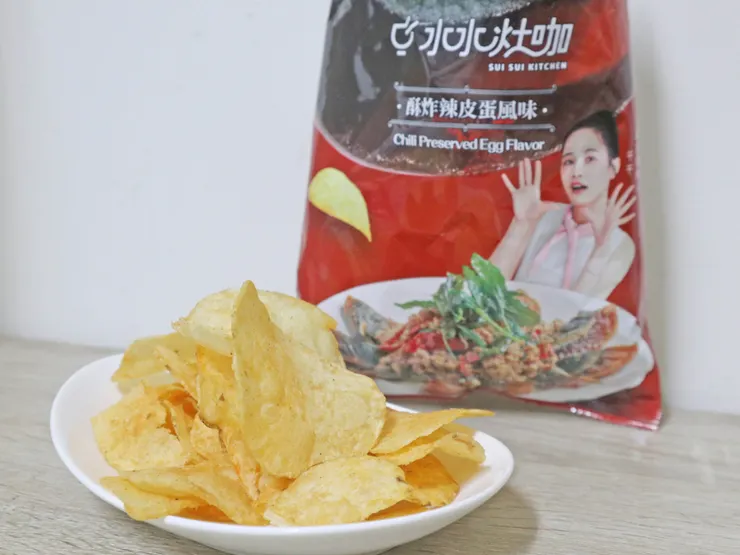 波的多 X 水水灶咖 X 酥炸辣皮蛋風味。