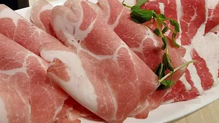 [基隆美食]GOOGLE MAP獲得四點六顆星好評的鮮牧火鍋