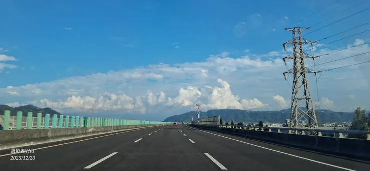 我不是專業拍照的人，有一段時間，我變得不太愛說話。