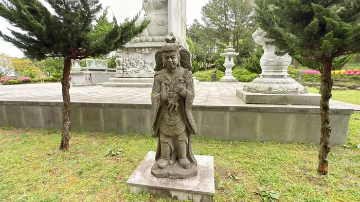 有翅膀的守護神