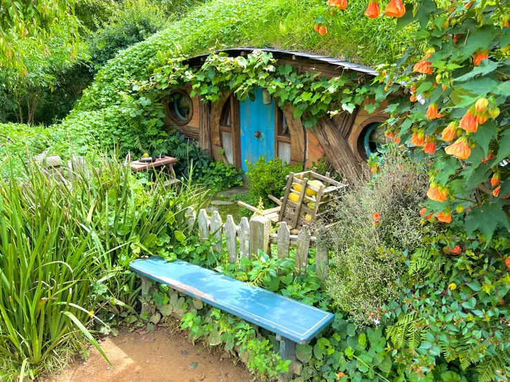 哈比人住家,很想走進去敲門......