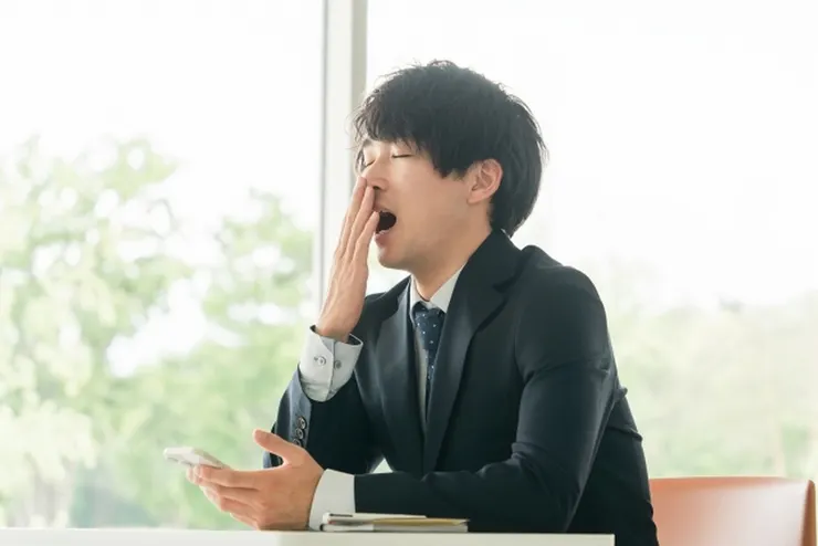 很睏 (圖片來自Photo-ac)