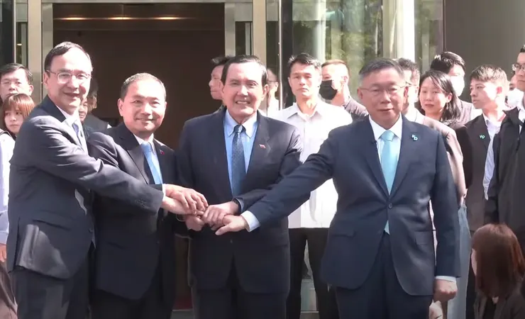 满脸不情愿的柯文哲