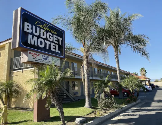 汽車旅館示意圖，非當時本人所住的旅館。