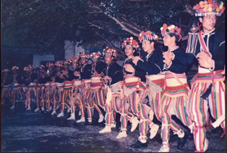 黃貴潮(Lifok Oteng)拍攝的宜灣部落ilisin豐年祭(迎靈祭)