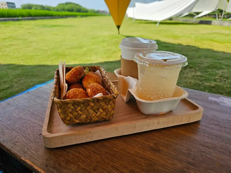 簡單的野餐風下午茶