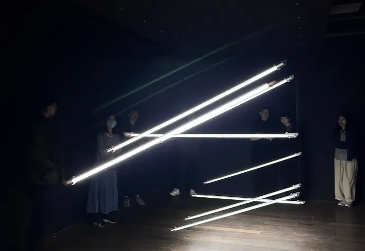 《宇宙寫生》1F展件：〈游泳〉