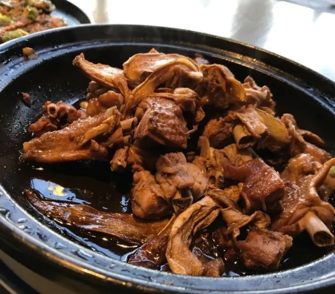 薑母鴨也是冬天進補首選之一。