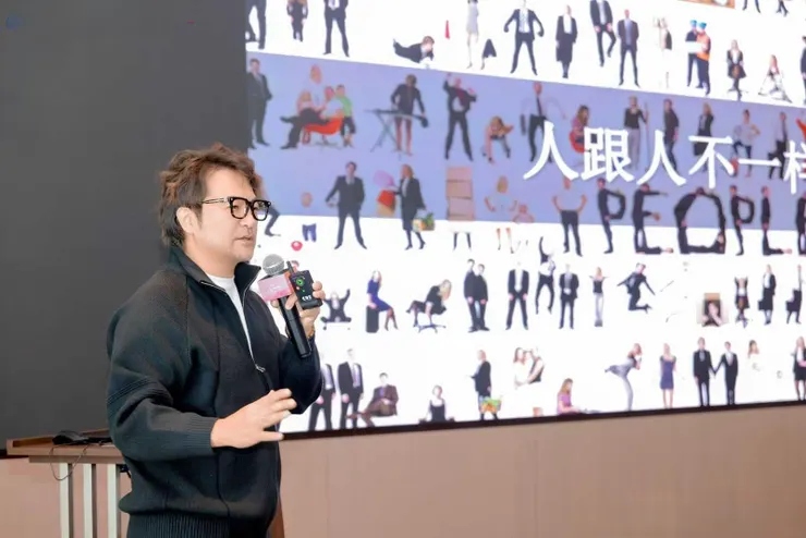 傳錢、傳人、傳文化，系統解析企業代際傳承的痛點與突破路徑。(圖/作者黃至堯)