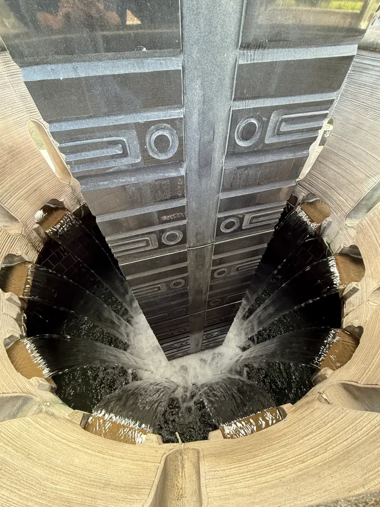 2025/11/06 喜歡看水井