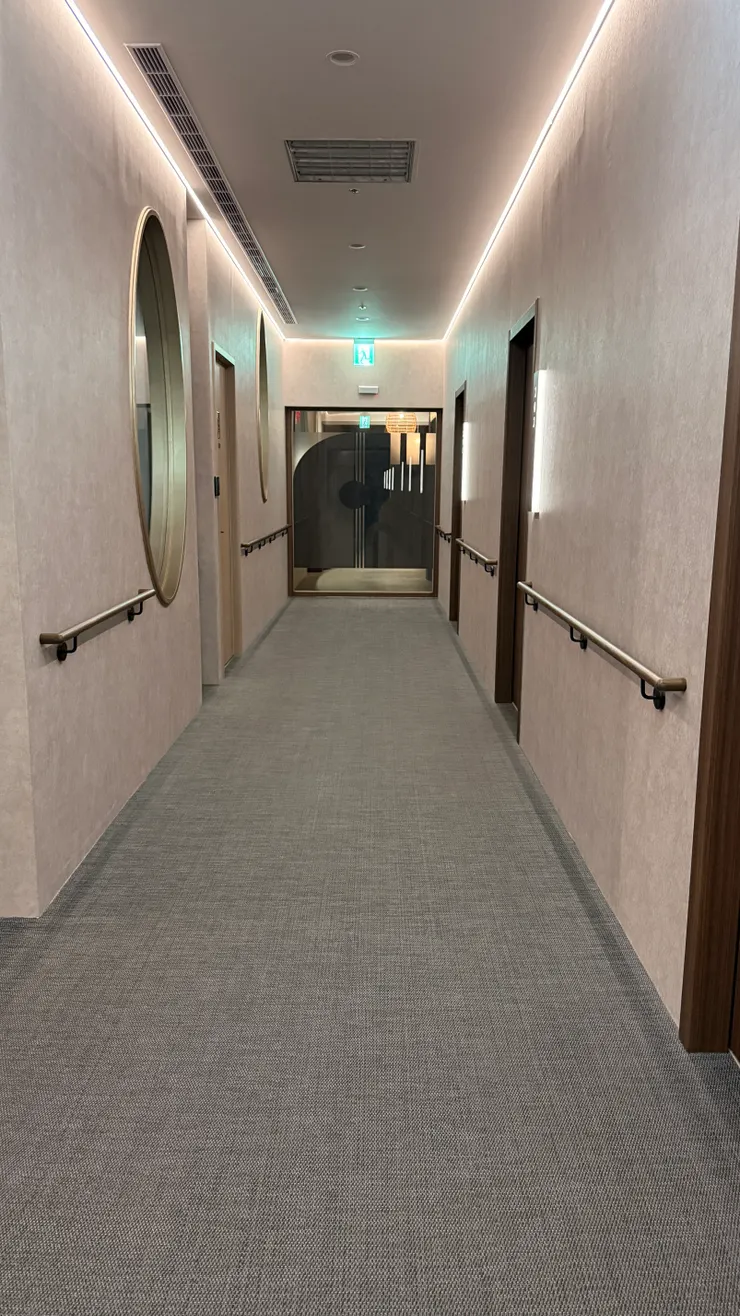管控區內，房間、嬰兒室及雙親教室等都在這裡面～