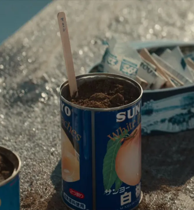 不知這裡是暗示也英將離家，還是幾波子已經先知道也英找到札幌的工作了。來源：NETFLIX