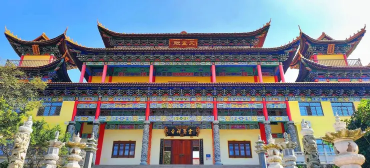 ▲福建漳州雲霄靈鹫寺 首屆精進佛七法會 引領信衆深入佛法（圖/漳州雲霄靈鹫寺提供）