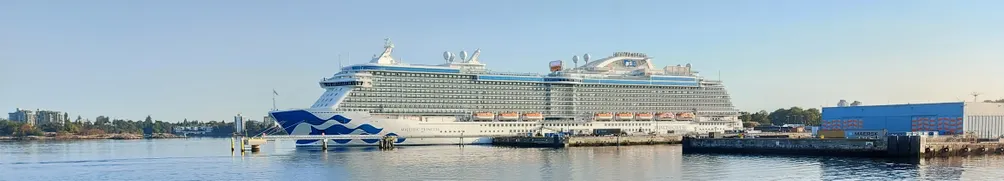 雲遊山明與水秀