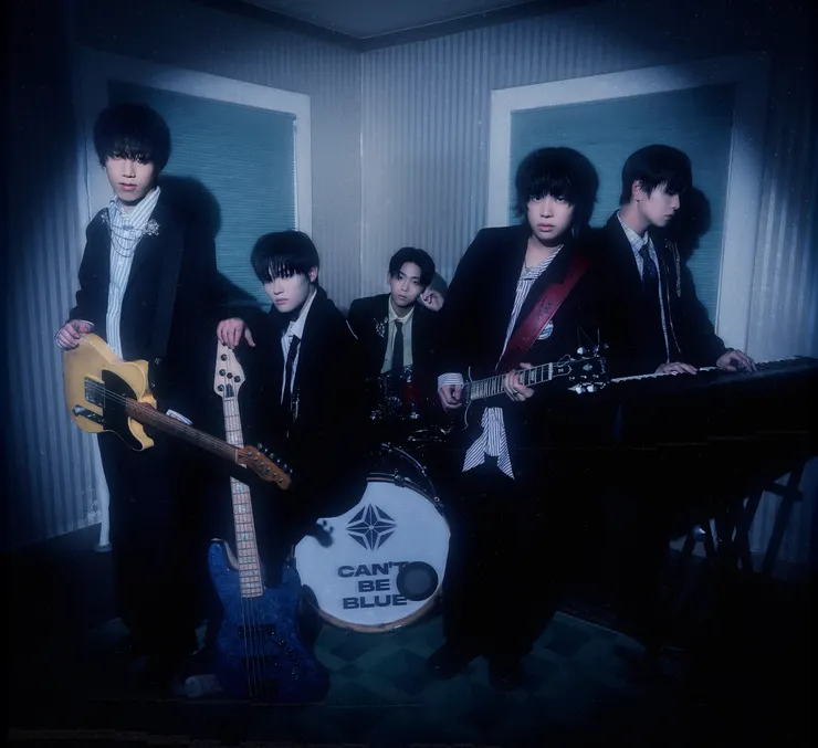 韓國樂團 can't be blue，由成員金采泫、李輝元、金大勳、李度勳、權多泫所組成。