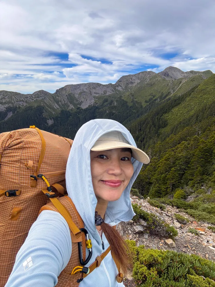 雪山圈谷就在前方，但走半天怎麼還沒到凱蘭特崑山北峰啊！！