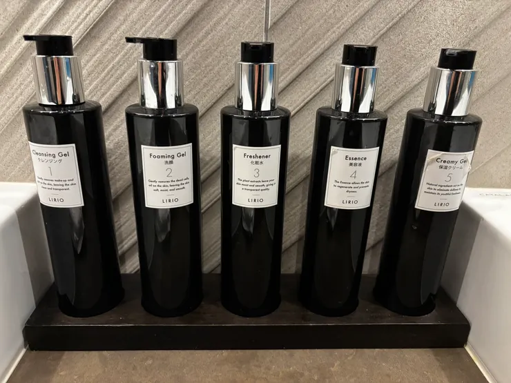 按順序排列的保養品