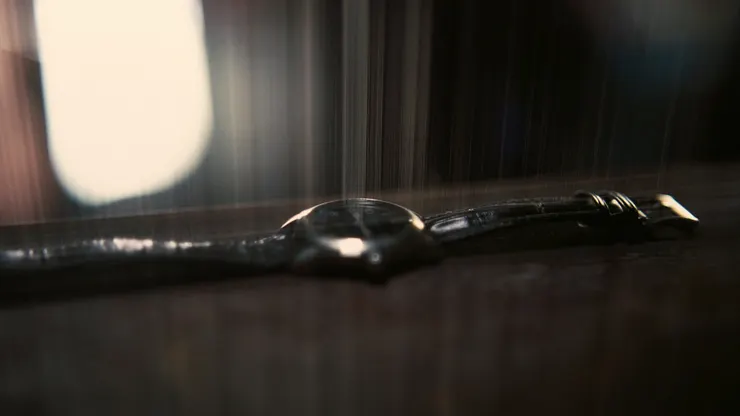 庫柏透過引力波操控手錶指針，讓墨菲感受到他的訊號。