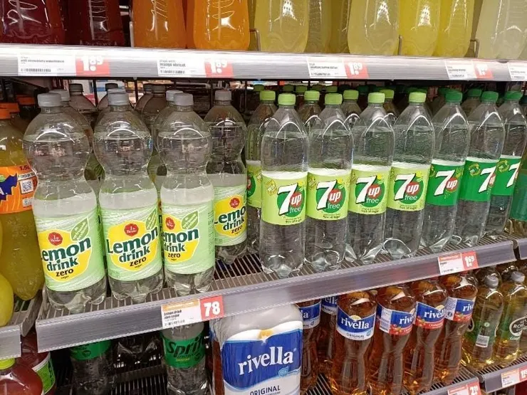 Dirk自有品牌vs.大廠品牌的汽水