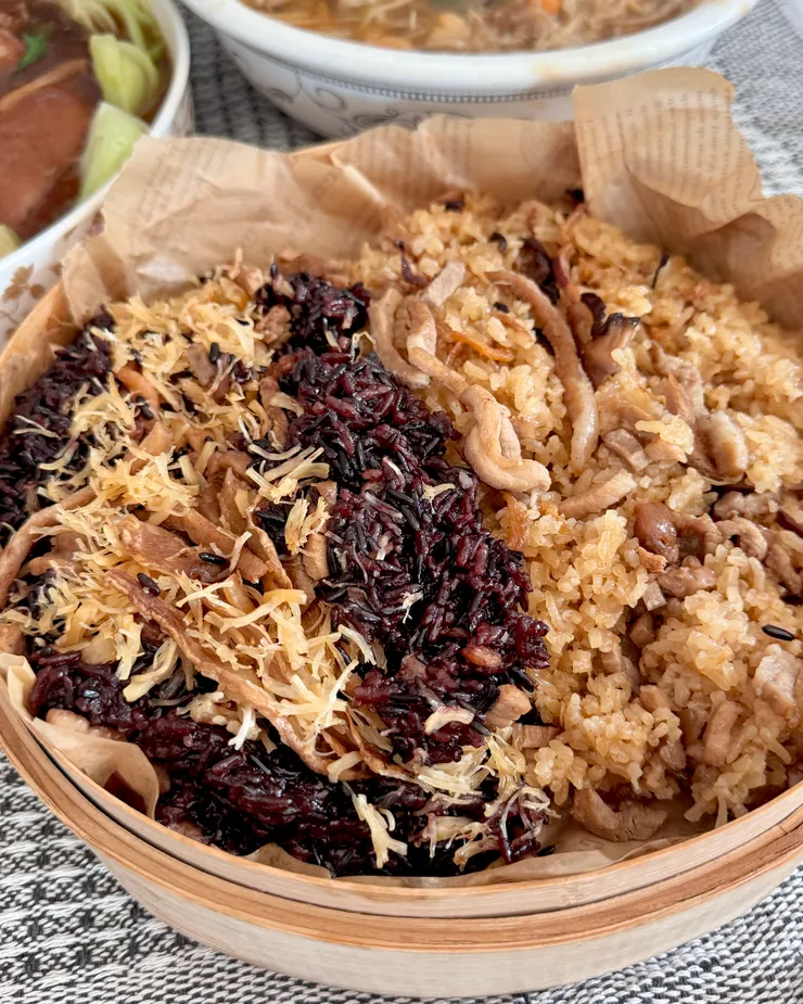 櫻花吹雪步步高雙色油飯