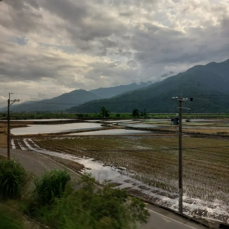 車窗外風景 / 資料來源：我自己