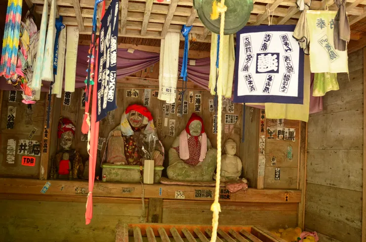 姥堂裡的奪衣婆