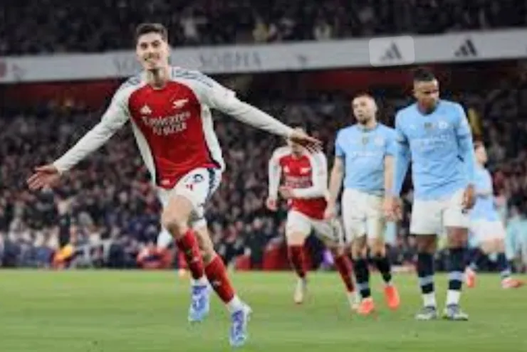 夏維斯射入一球助阿仙奴領先4:1