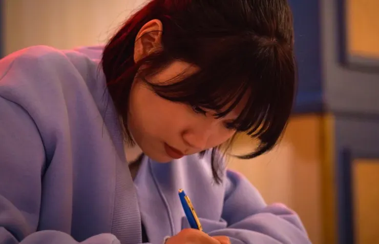 離線找真愛 | 評價 8.7/10 | 影劇避雷就上 awwrated.com