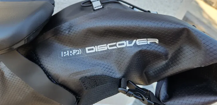 從圖片來看，就可以看得出來材質的不同。