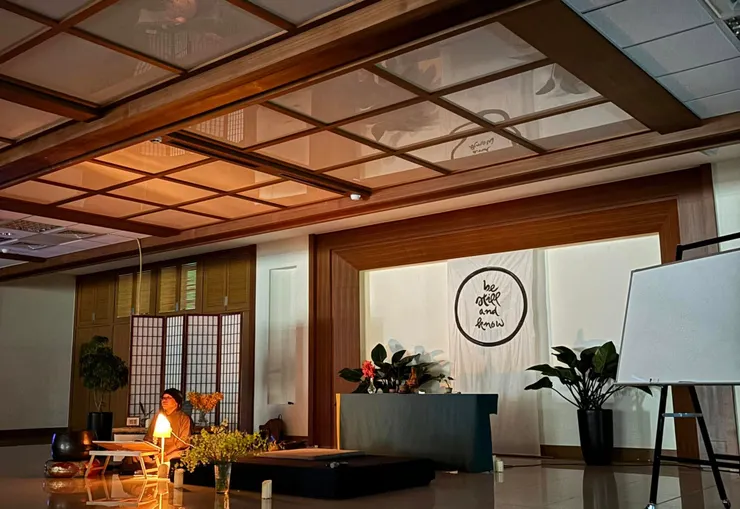 午餐後的深度放鬆,通常不到五分鐘,便可聽到一片打呼聲XD