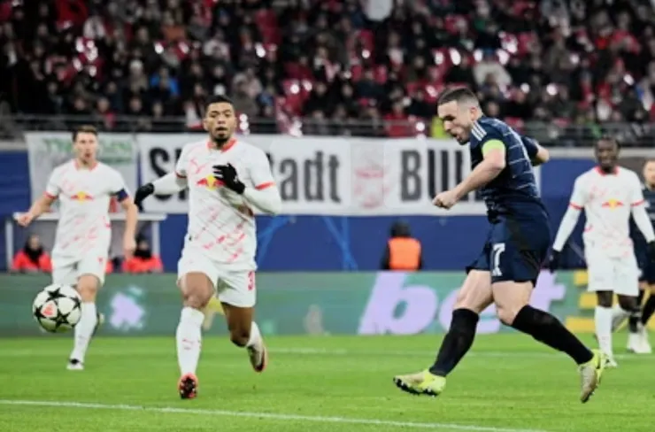 麥堅抽射破網助阿士東維拉領先1:0