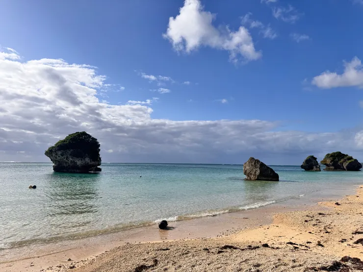 一拐彎後天氣超級好的新原海灘