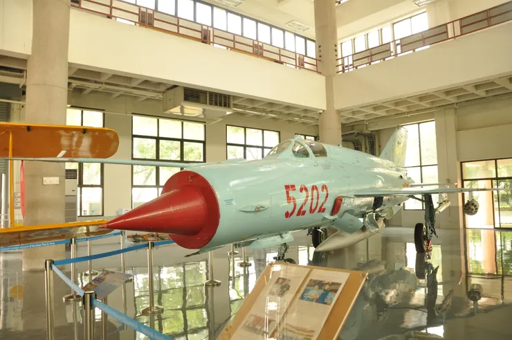 泰國空軍博物館展出的原越南空軍MIG 21 Bis