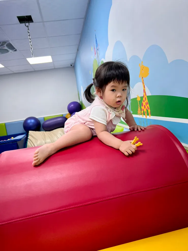 某年08/24，第一次上課的晴晴寶