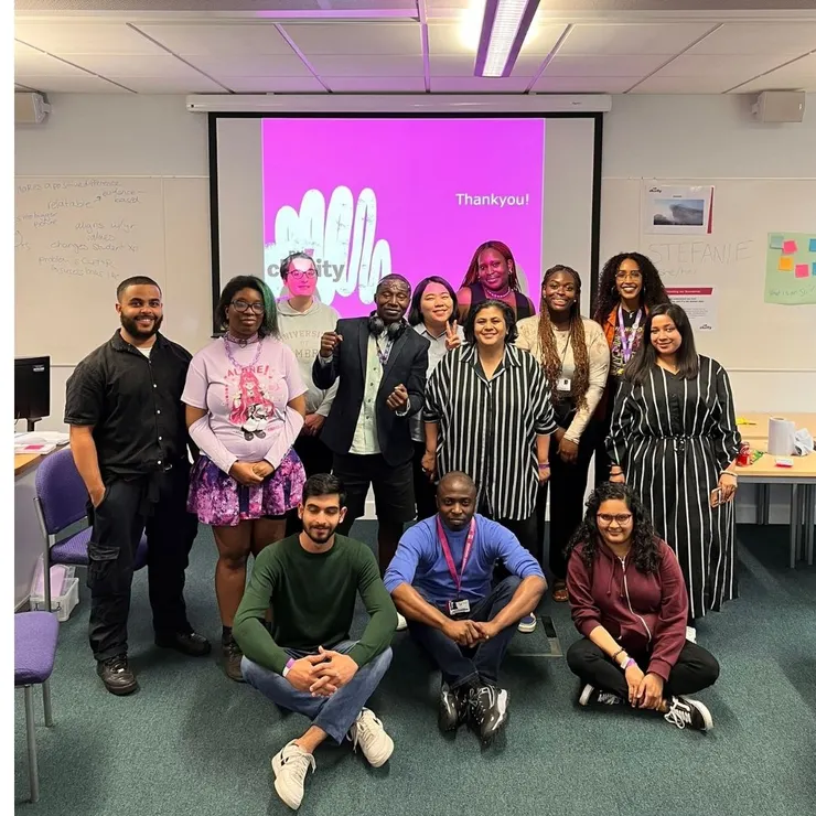 訓練結束後我與我的組員們留影，我們小組背景很多元，各自有不同的精彩故事。