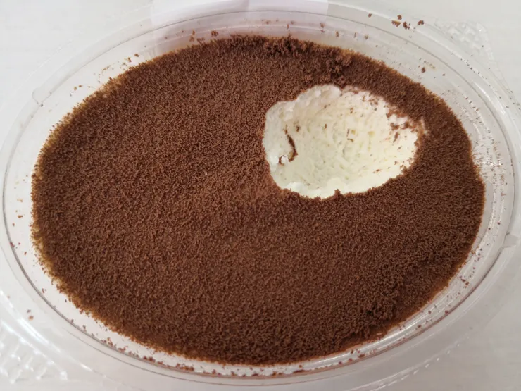 上層是馬斯卡邦起司