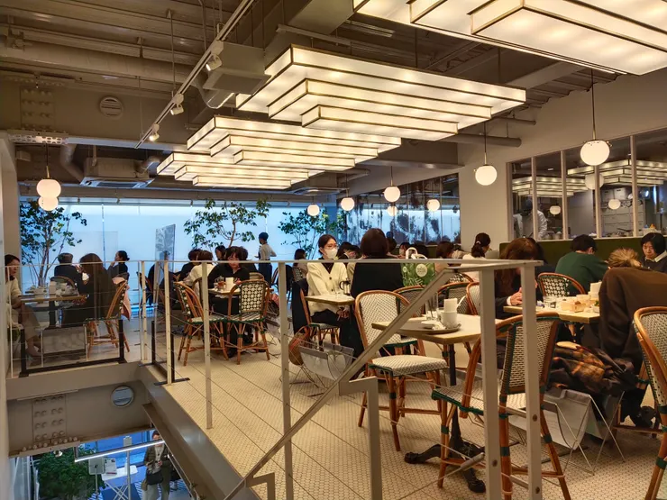 二樓可享受下午茶