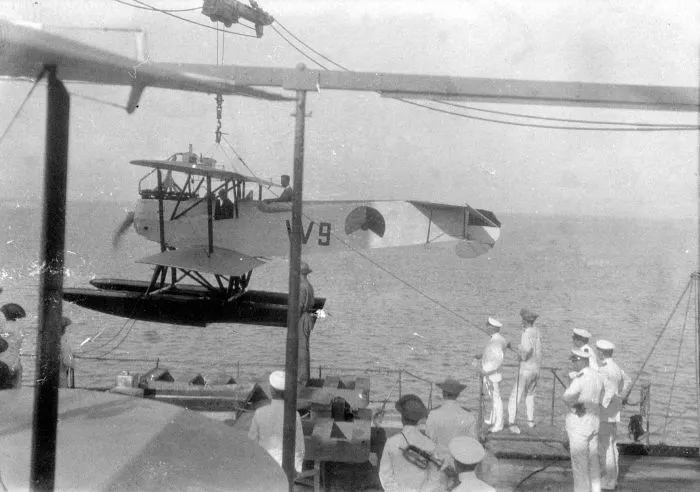 Van Bertel WA 水上飛機在「爪哇號輕巡洋艦」上