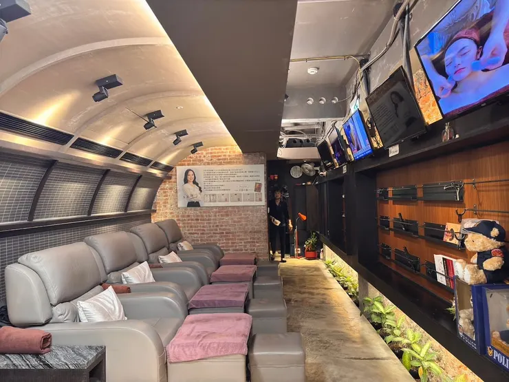 圖說：上班族的放鬆秘境：通化街的天堂之眉，打造一條龍的複合式舒壓天堂。（圖／天堂之眉）