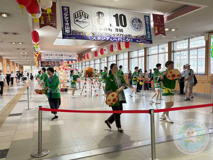 車站內也有安排表演