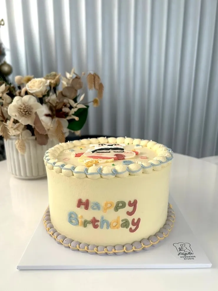 台南生日蛋糕訂製｜手繪卡通蠟筆小新客製化蛋糕｜生日Party
