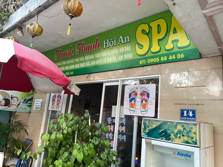 本來想問路，意外遇上技巧好的大姊，完美的解除我的背痛