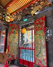 彩繪藝術的門神（圖片截圖於網路）