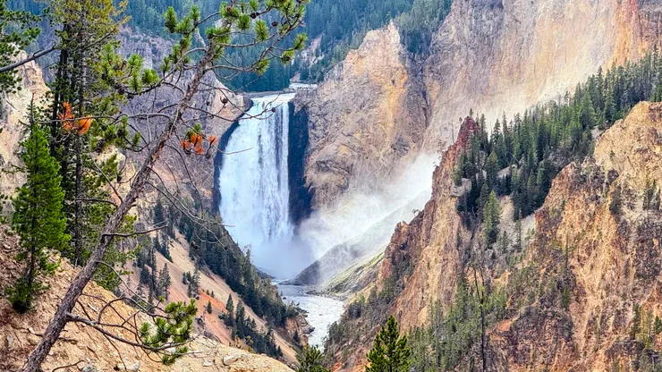 黃石公園下瀑布
